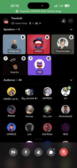 The image shows a Discord townhall session in "Updates Hub: Update Stage" with 5 speakers (OxDei.eth, TopBoy, Therainmaker, folarlhn, and TEE) and 34 audience members participating in a live voice chat, capturing the virtual gathering referenced in the post about a longstanding group sharing insights on web3, finance, and business.