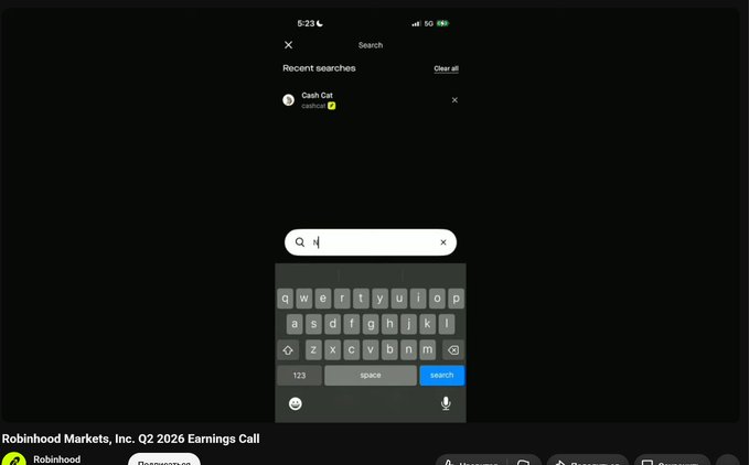 The image shows a screenshot of a Robinhood Markets, Inc. Q2 2026 Earnings Call livestream with a phone screen displaying a search history for "Cash Cat" (ticker: cashcat). This aligns with the post's claim that Vlad Tenev recently searched for $CASHCAT on his Robinhood Wallet, providing visual proof of the connection to the meme coin.