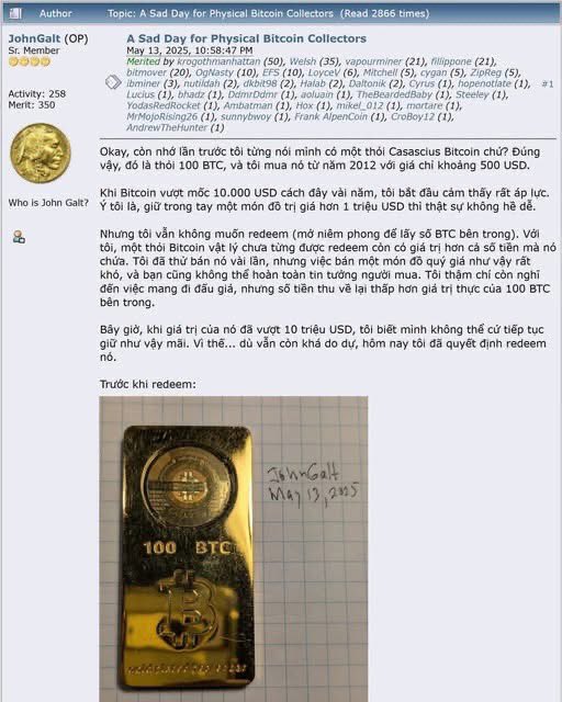 A forum post titled 'A Sad Day for Physical Bitcoin Collectors' by user JohnGalt features a photo of a 100 BTC gold-plated Casacius coin with handwritten 'JohnGalt May 13, 2013' and Vietnamese text about redeeming the physical Bitcoin.