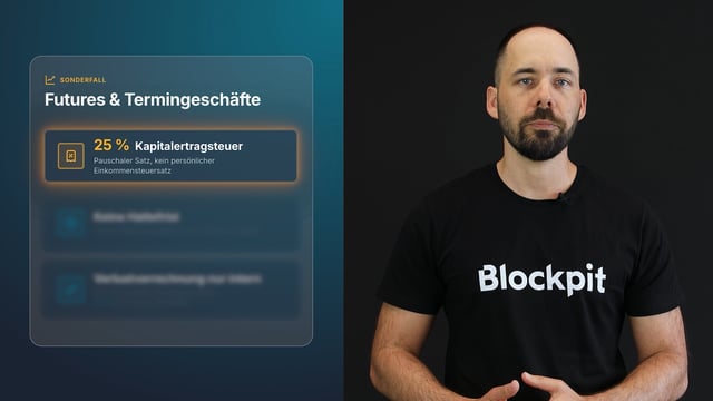 A man wearing a black 'Blockpit' branded t-shirt stands beside a digital information panel displaying German text 'Sonderfall Futures & Termingeschäfte' with a highlighted '25% Kapitalertragsteuer' notice.