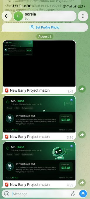 A Telegram chat interface with the user 'sorsia' showing three notifications about new early project matches, including alerts for 'Hyperliquid Hub' with bot score 533.85, received on August 2.