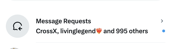 A notification badge showing Instagram message requests from 'CrossX, livinglegend' (with fire emoji) and 995 others.