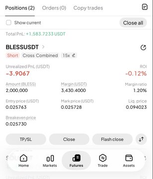 The image shows a trading interface displaying an active short position on BLESSUSDT with an entry price of $0.025763 and stoploss at $0.025730, showing a small unrealized PnL of -3.9067 USDT. This aligns with the post describing the re-entry of a short trade on $BLESS within the stated $0.0250-$0.0260 entry zone.