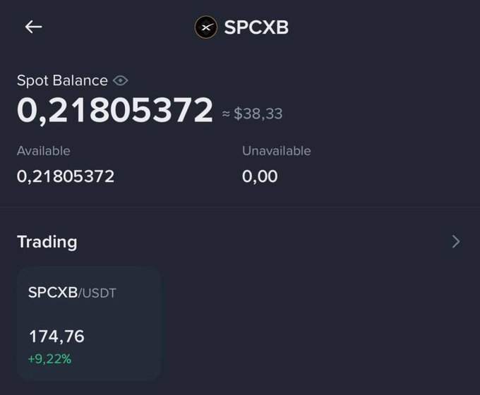 The image shows a screenshot of a trading app, specifically a Binance Airdrop feature that offers users 40 dollars as a reward for holding their token and staying active on the platform. The text in the image reads "Binance airdrop gần 40$ cho toàn bộ anh em hụt kèo IPO", indicating this is part of the Binance Airdrop app, which provides users with tokens for various cryptocurrency exchange platforms such as Bitcoin. The post mentions an upcoming USD token release in the form of a coin called "SPCX".