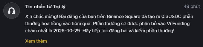 A Vietnamese Binance notification from 'Tin nhắn từ Trợ lý' stating congratulations on generating 0.3 USDC in referral reward fees, to be distributed to the Funding Wallet by 2026-10-29.
