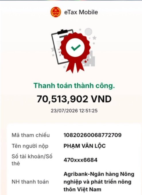 A Vietnamese eTax Mobile payment confirmation showing successful payment of 70,513,902 VND on 23/07/2026 at 12:51:25, with reference number 10820260068772709, paid by PHẠM VĂN LỘC from account 470xxx6684 at Agribank.