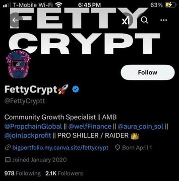 A screenshot of a Twitter/X profile for "FettyCrypt" (@FettyCryptt), a Community Growth Specialist at AMB with crypto-related affiliations (@aura_coin_sol, @welfFinance) and 978 Following/2.1K Followers, used to emphasize the "Growth>>>>>>" message by showcasing the account's community-building credentials and follower milestones.