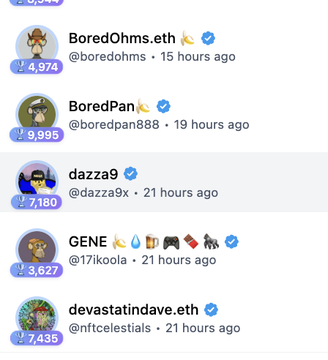 The image shows a social media post with four different Twitter handles, each containing a list of followers. The post has a caption that reads "怎么这么多猴子头像在互关。 我能参与你们吗，虽然我没钱买猴子". The post is about a person named Devastatindevice, and it seems to be discussing the followers of these Twitter handles.