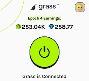 The image shows a Grass app dashboard displaying "Epoch 4 Earnings" of 253.04K in points and 258.77 in diamonds, with a green "Grass is Connected" status confirming the user's node is actively running. This visually confirms the post's claim that the user is still "farming grass," while the hassling tone suggests the poster is trying to tempt them into using a deletion tool for the app.