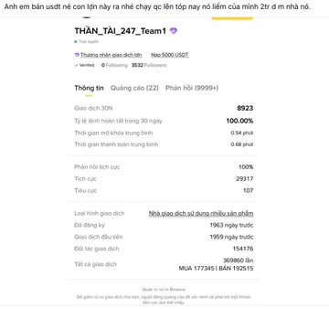 A Vietnamese stock market summary for 'THAN_TAI_247_Team1' showing 8923 followers, a verified badge, 100% return in 30 days, and a Win Rate of 100% on Quảng cáo trung bình.