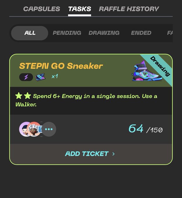 The image shows a screenshot of an app's settings page, which displays information about the "StepPin Go Sneaker" game mode. The game mode allows players to draw their own sneakers using a drawing tool within the game. The screen also features a list of tasks and a rating system for the game mode.