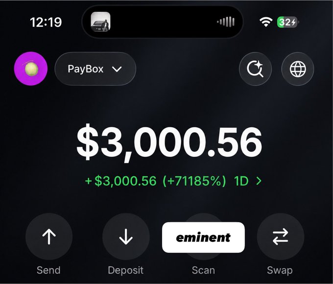 The image shows a cryptocurrency wallet displaying a balance of $3,000.56 and a recent transaction of +$3,000.56, likely a deposit confirming the $3k received mentioned in the accompanying post from MoonPay.