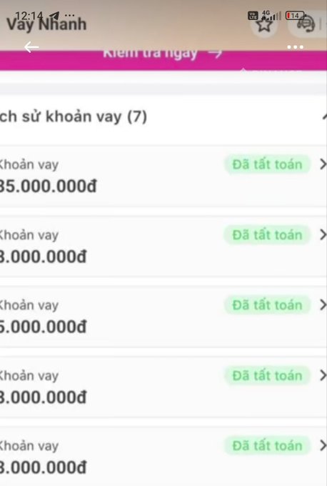 Screenshot of a Vietnamese mobile app showing a loan history page titled 'Vay Nhanh' with multiple entries marked as fully paid ('Đã tất toán').
