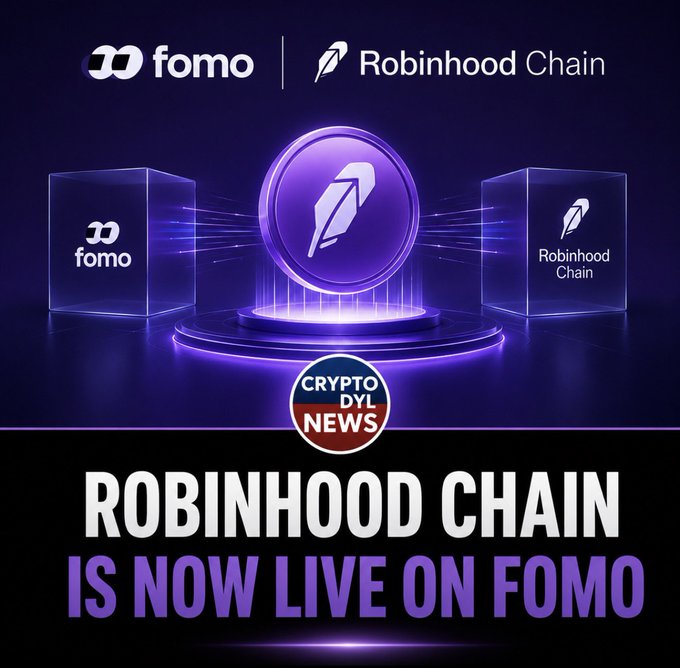 The image is a promotional graphic announcing that "ROBINHOOD CHAIN IS NOW LIVE ON FOMO," featuring the FOMO and Robinhood Chain logos alongside a glowing purple coin emblem and the Crypto DYL News badge, visually reinforcing the partnership described in the post.