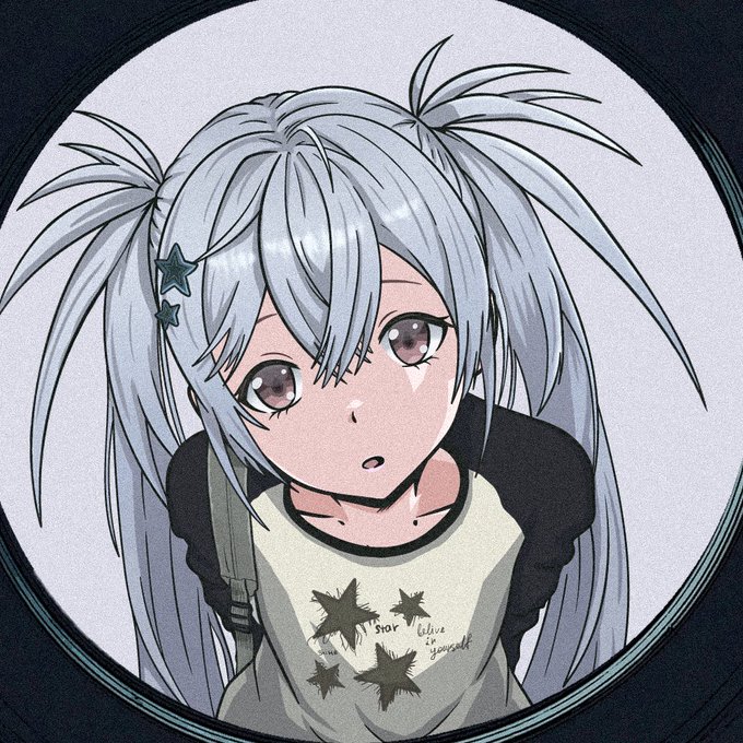 An anime-style illustration of a young girl with silver hair styled in twin-tails with star hair clips, wearing a black and white shirt with star designs, framed within a circular vignette.