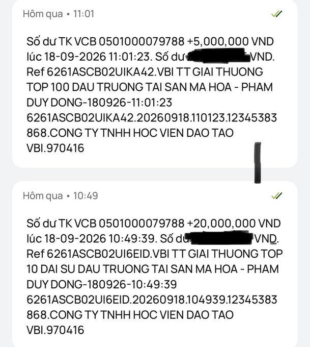 Vietnamese bank transaction notifications showing deposits of 5,000,000 VND and 20,000,000 VND to account 0501000079788, referencing rewards for 'TAI SAN MA HOA' by 'PHAM DUY DONG'.