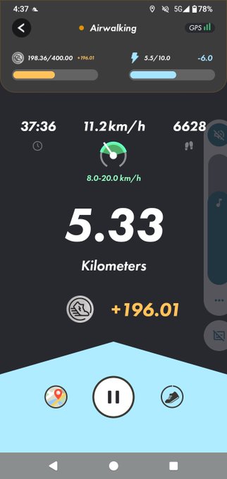 The image shows a phone screen displaying information about airwalking, including the distance traveled at 5.33 km/h and the time taken for that distance. The phone's GPS function is also highlighted, indicating that the user has been tracking their location during the activity.