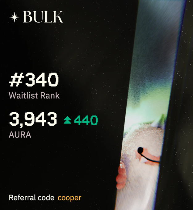 The image shows a Bulk waitlist screen with rank #340 and 3,943 AURA (up 440), alongside a playful close-up of a smiley-face-covered character peeking through a gap—visually reinforcing the casual farming vibe of the post about steadily earning AURA points via Bulk.