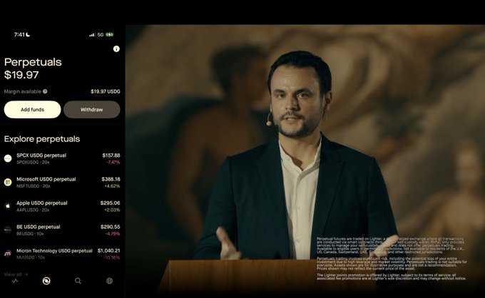 The image shows a man in a dark suit speaking at a podium with a classical painting in the background, alongside a Robinhood app interface on the left displaying a Perpetuals account with $19.97 margin available and various USDC perpetuals (SPCX, Microsoft, Apple, BE, Micron). The bottom-right text references "Perpetual futures are traded on Lighter, a decentralized exchange," directly tying into the post's mention of Robinhood Wallet launching perps trading powered by Lighter.