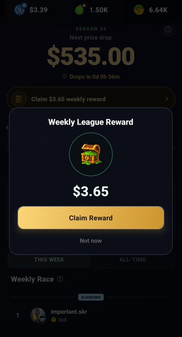 The image displays a "Weekly League Reward" pop-up from a gaming app, offering $3.65 (USDC) with a "Claim Reward" button highlighted in yellow, matching the poster's claim about earning $3.65 USDC for playing solitaire. The background shows a Season 32 leaderboard with a $535.00 next prize drop and a user ranked #1 in the Diamond tier of the Weekly Race.