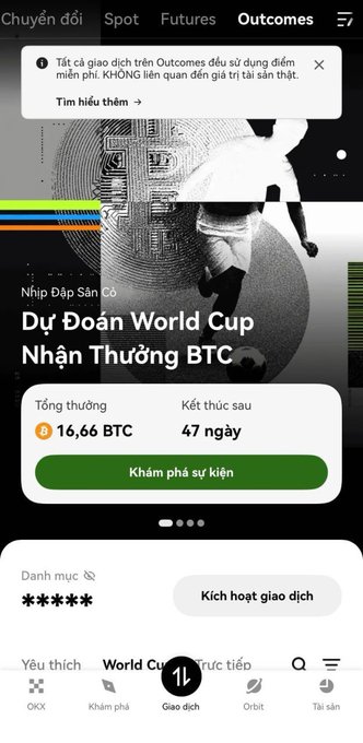 The image shows a smartphone screen with an app store page displayed, which has a rating of 4.5 stars out of 5. The app title reads "World Cup Du Van World Cup Btc", indicating that the app is related to the World Cup. The phone's location and time are also visible in the image.