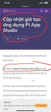A screenshot of the Pi Network blog in Vietnamese with the article title 'Cập nhật giá tạo ứng dụng Pi App Studio' and 'Cập nhật ngày 24 tháng 8 năm 2026', with a red hand-drawn circle.