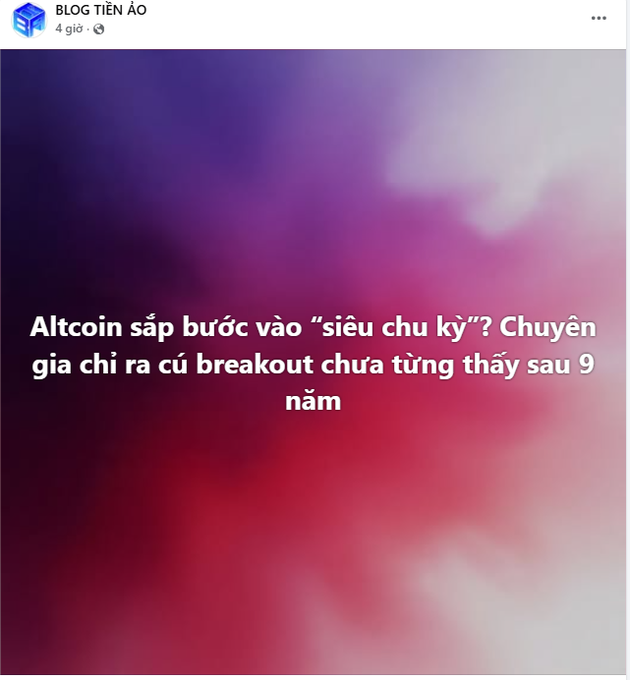 A social media post from 'BLOG TIỀN ẢO' featuring a purple and pink gradient background with Vietnamese text discussing altcoins entering a 'super cycle' and a 9-year breakout.