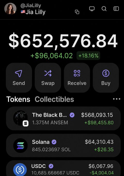 The image shows a cryptocurrency wallet screenshot for user @JiaLilly displaying a portfolio balance of $652,576.84 (+$96,064.02 or +18.16%), with major holdings including "The Black B..." token ($568,093.15), Solana/SOL ($64,310.43), and USDC ($6,067.96). This screenshot is being used as social proof to lend credibility to a giveaway scam post promising SOL airdrops to random users who retweet and bookmark.