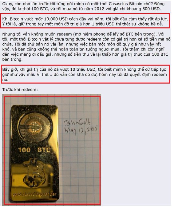 A Vietnamese post about a physical Casascius Bitcoin coin containing 100 BTC (bought in 2012 for ~$500), now worth over $10 million USD, with the owner deciding to redeem it, alongside a photo of the gold coin labeled 'JohnGalt May 13, 2015'.