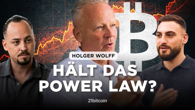 YouTube thumbnail for 21bitcoin titled "HÄLT DAS POWER LAW?" featuring Holger Wolff alongside two other men with a Bitcoin chart background.