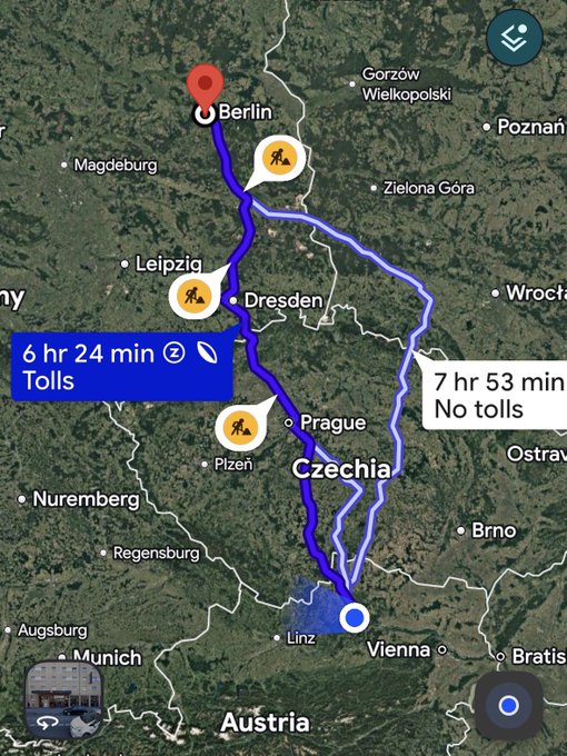 The image shows a map of Germany with various locations marked along its route. The map also displays the time remaining for a journey from Berlin to Prague, as well as the distance between these two cities. There are several points of interest on this route, including Berlin and Prague, which can be seen in the image.