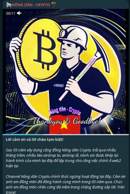 A Vietnamese graphic titled 'NÔNG DÂN - CRYPTO' shows a miner holding a Bitcoin coin with text 'Thankyou & Goodbye!' and a farewell message to the community.