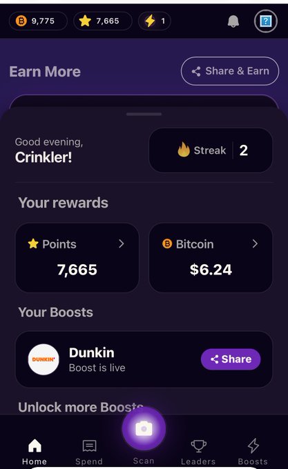 The image shows the Crinkl app's "Earn More" screen greeting "Crinkler!" with a streak of 2, displaying rewards of 7,665 points and $6.24 in Bitcoin, along with a live Dunkin' Boost. This aligns with the post's promotion of Crinkl as an easy way for beginners to earn free satoshis by scanning receipts, highlighting the app's Bitcoin rewards feature and invite code "029YZSB."