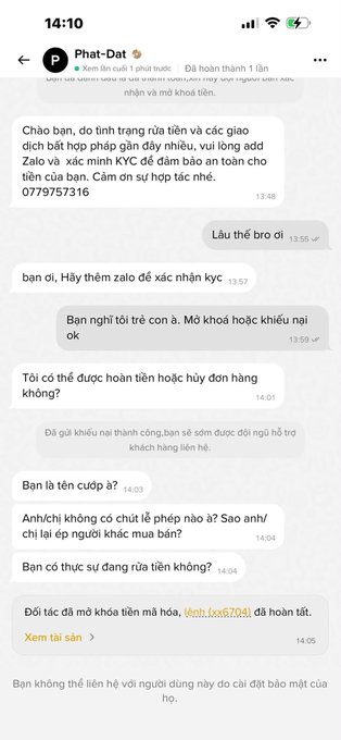 A Vietnamese-language Zalo chat screenshot with "Phát-Đạt" discussing money laundering, KYC verification, and a transferred web link (viet.lxx6704).