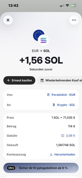 The image shows a phone screen displaying a transaction summary for an online payment, specifically for a cryptocurrency exchange called Sol. The summary includes details about the transaction amount, currency type, and the name of the cryptocurrency being exchanged. The text on the screen is in German, which might be difficult to understand without context or knowledge of the language.