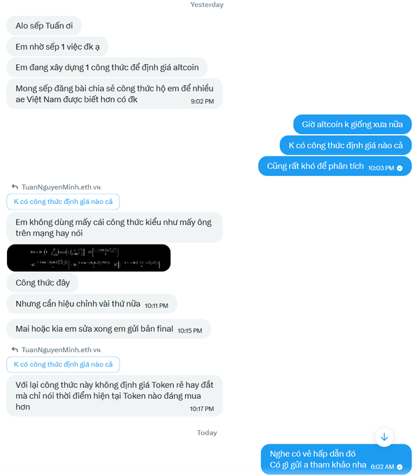 A Vietnamese-language Telegram chat shows someone sharing an "Altcoin Valuation" formula, with a reply asking if the formula only values cheap tokens based on holders, while the post announces sharing the altcoin valuation tool with interested users.