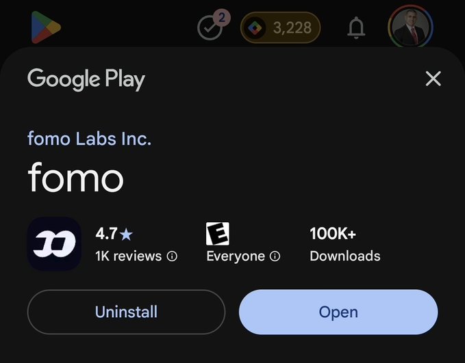A Google Play Store listing for the 'fomo' app by fomo Labs Inc., showing a 4.7 star rating with 1K reviews and 100K+ downloads.