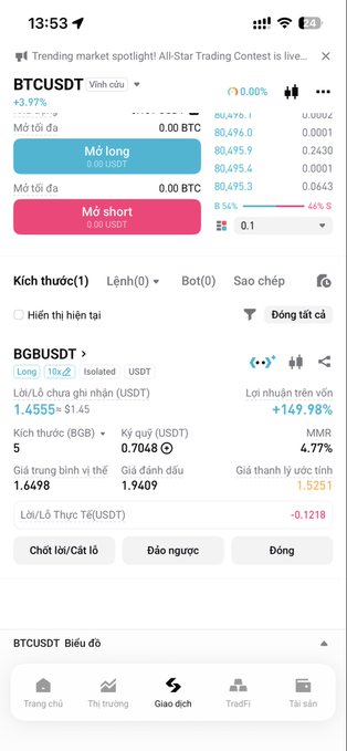 Mobile cryptocurrency trading app screenshot in Vietnamese showing BTCUSDT and BGBUSDT trading pairs, with options for Long/Short positions, displaying current price, leverage (10x), and profit/loss information.