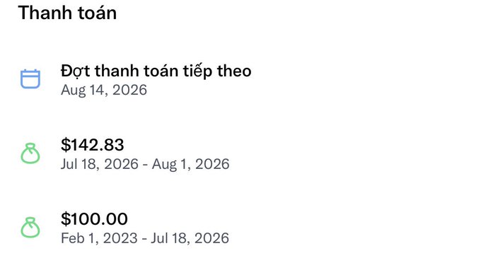 A payment summary screen in Vietnamese showing the next payment due date of Aug 14, 2026, a payment of $142.83 for Jul 18 - Aug 1, 2026, and a previous payment of $100.00 from Feb 1, 2023 - Jul 18, 2026.