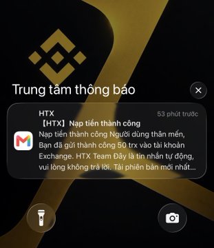 A Binance notification (in Vietnamese) from HTX announcing successful fund deposits, stating '【HTX】Nạp tiền thành công' from the right amount onto the HTX Exchange.