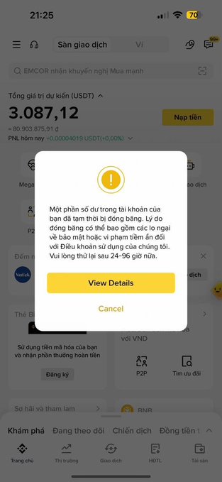A mobile cryptocurrency exchange app screen in Vietnamese showing an event estimated total prize of 3,087,12 USDT, with a pop-up notification about account balance.