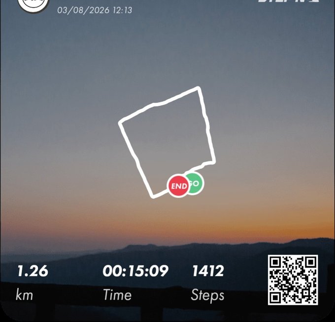 A fitness tracking screenshot dated 03/08/2026 12:13 shows a completed workout with 1.26 km distance, 00:15:09 time, and 1412 steps, with a drawn route map and 'END' marker over a sunset sky background.