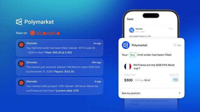 The image shows a screen of a cell phone displaying multiple emails from different accounts, including an email about Polymarket. The email contains a message about a new feature called @otomato that allows users to track their bets and follow market news in real time. The text within the emails appears to be in French with some Italian terms used as well. This suggests that the image is related to Polymarket's offering of the @otomato service, which would provide users with quick access to information about the latest developments in the financial markets.