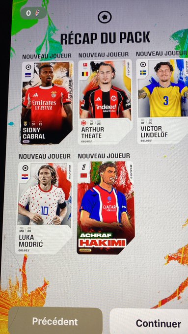 A Sorare mobile game pack opening screen titled "RÉCAP DU PACK" displays five new player cards: Sidny Cabral (Benfica, 88), Arthur Theate (Feyenoord, 83), Victor Lindelöf (Sweden, 80), Luka Modrić (Croatia, 90), and Achraf Hakimi (PSG, 90), showcasing the excitement of pulling high-rated football cards including a 90-rated Modrić and Hakimi, which aligns with the post's enthusiastic reaction to a successful Sorare pack pull.