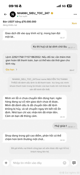 A Vietnamese screenshot shows a conversation between 'NHANH_SIEU_TOC_247' and 'NGUYEN THI THANH THAO' regarding a dispute over a 70,000,000 USDT transaction and bank account issues.