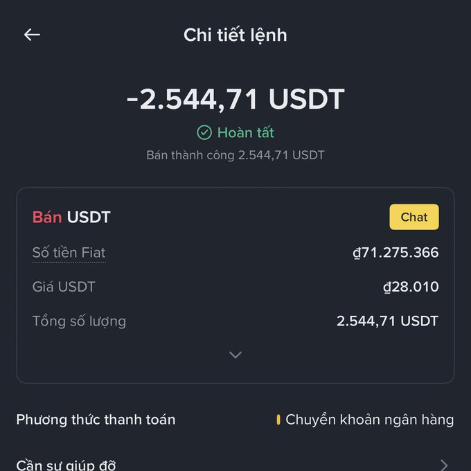 A Vietnamese order confirmation screen showing the successful sale of 2,544.71 USDT at 28,010 per USDT for a total of 71,275,366 VND via bank transfer.