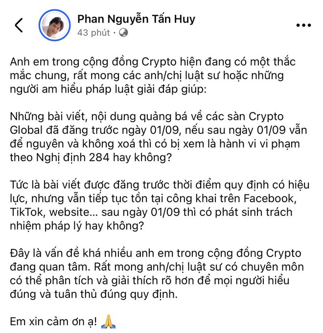 A Facebook post by Phan Nguyễn Tân Huy asking the Crypto community for legal advice regarding whether posts advertising Global Crypto exchanges posted before 01/09 but not removed after that date would violate Decree 284.