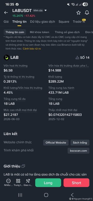 The image shows a phone screen with a list of numbers displayed, along with some text. The numbers appear to be in Vietnamese, as indicated by the green text at the bottom of the screen. The phone's name appears to be Lab, but there is no visible information about the specific account or transaction being displayed on the screen.