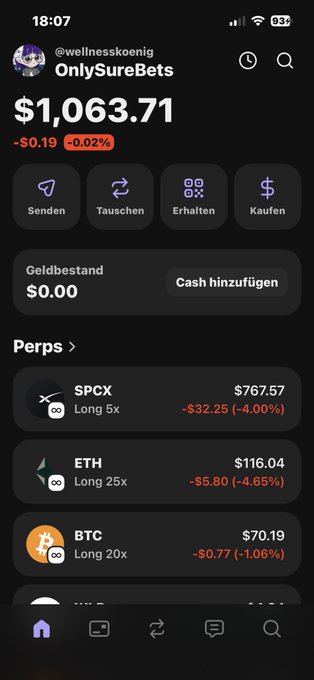 The image shows a phone screen displaying various cryptocurrency trading information, including Bitcoin, Etherium, and other digital assets. The text on the screen reads "Hab nochmal -2$ geommen wegen mein Fehler für mehr eth btc Hoffe mooon gleich beides". This post is about investing in Bitcoin and Etherium, with a focus on the current market trends and prices of these digital assets. The image also includes a screenshot of the trading app's interface, which provides users with real-time information about their investments.
