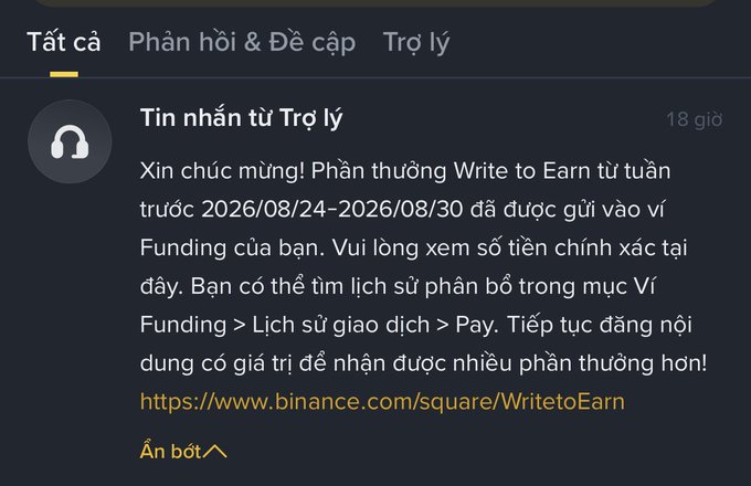 A message in Vietnamese from a Binance assistant regarding 'Write to Earn' rewards.